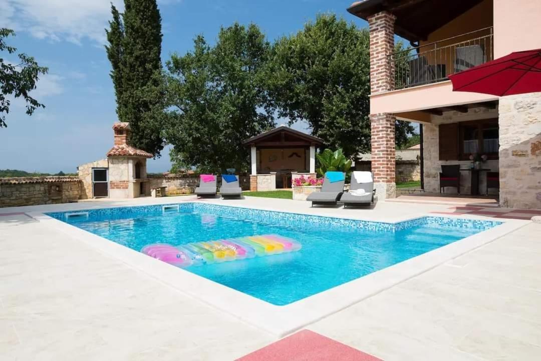 Porec Villa Luna With Pool מראה חיצוני תמונה