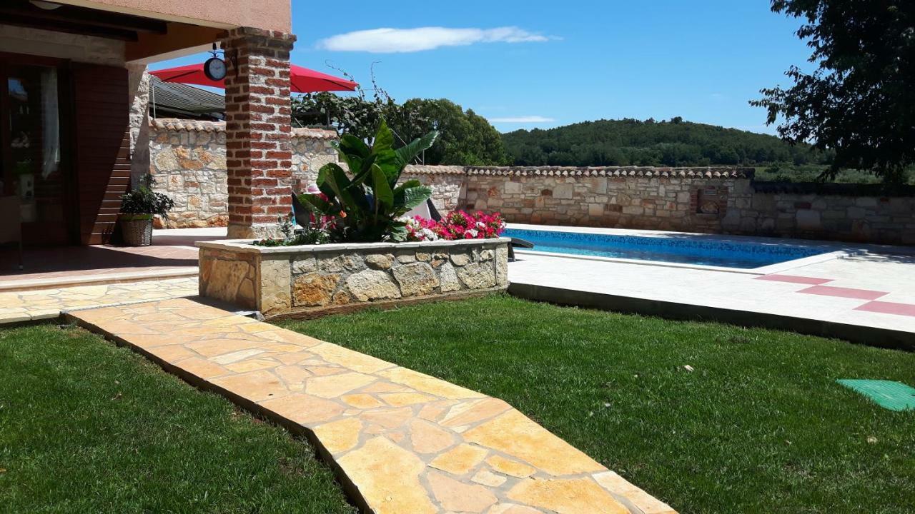 Porec Villa Luna With Pool מראה חיצוני תמונה