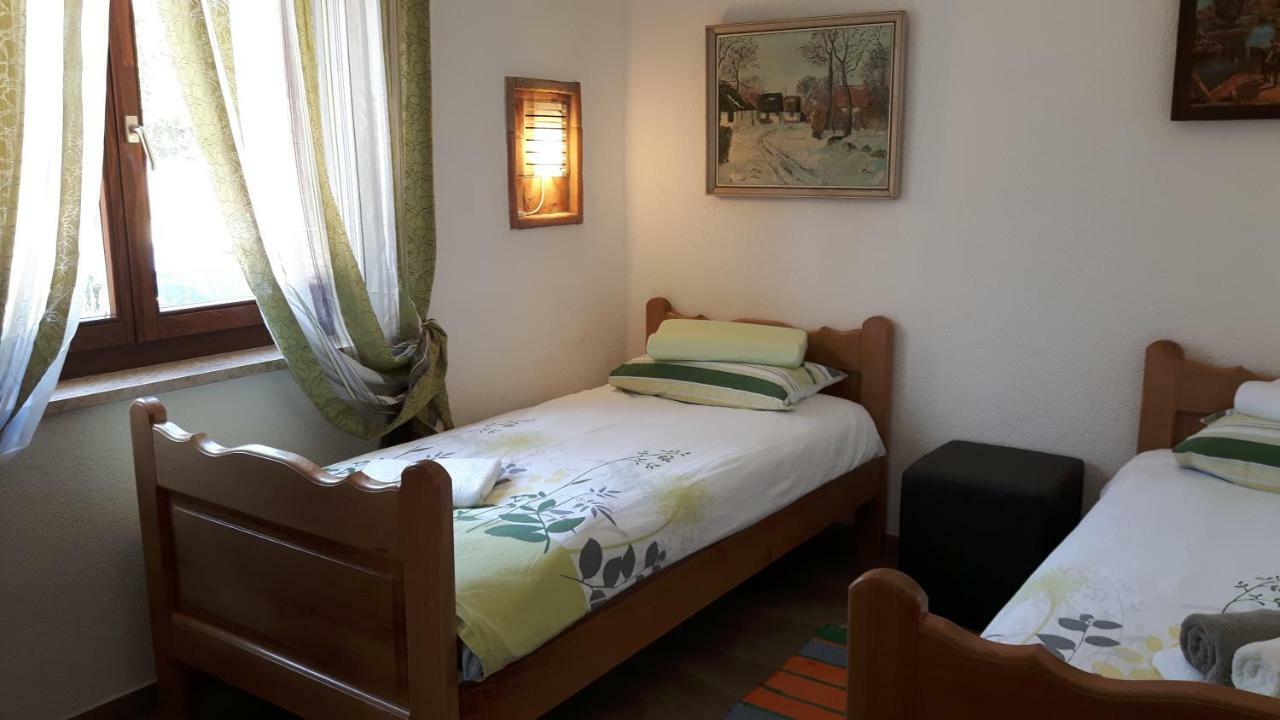 Porec Villa Luna With Pool מראה חיצוני תמונה