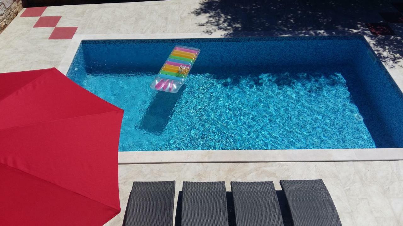 Porec Villa Luna With Pool מראה חיצוני תמונה