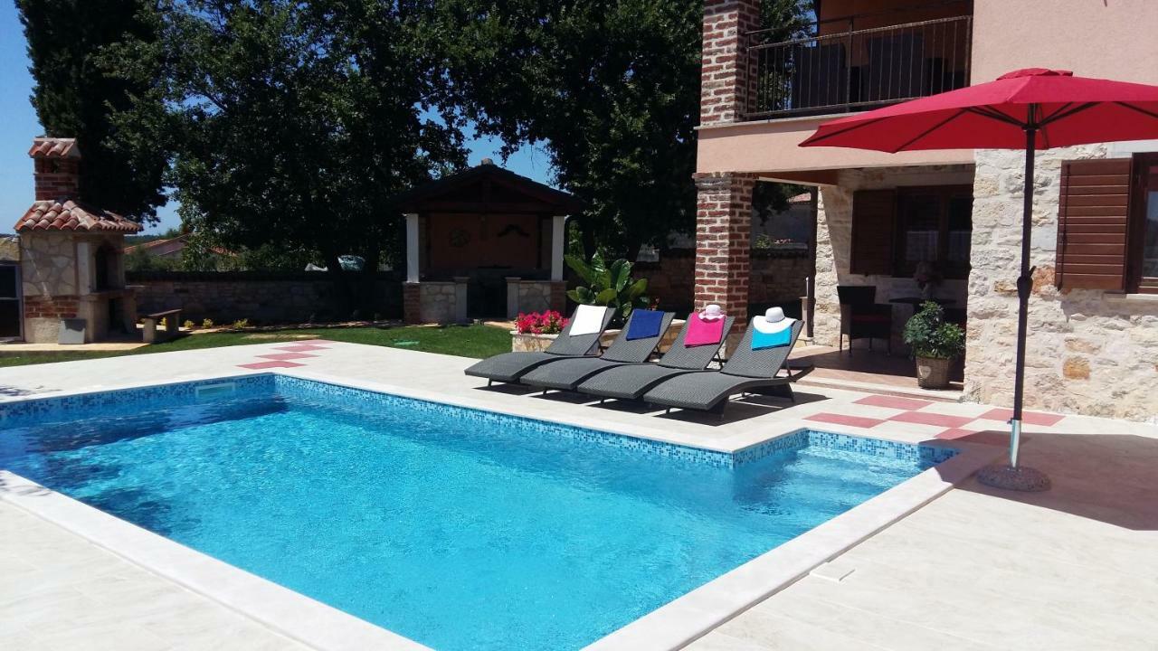 Porec Villa Luna With Pool מראה חיצוני תמונה